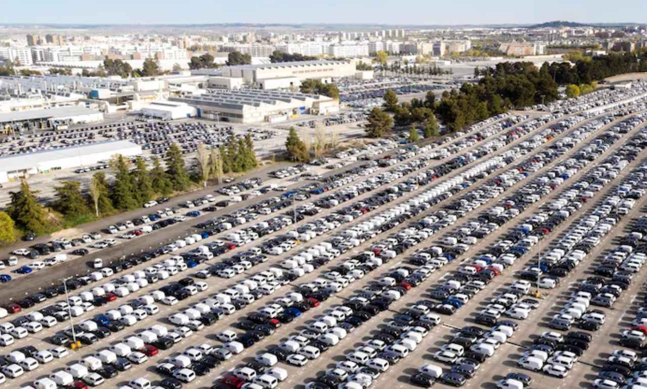 Ford Recalls Hundreds of Thousands of Maverick Pickup Trucks